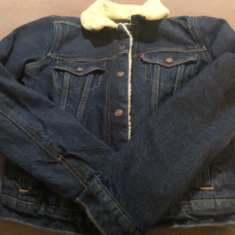 NEW Levi’s Original Sherpa Trucker Jacket